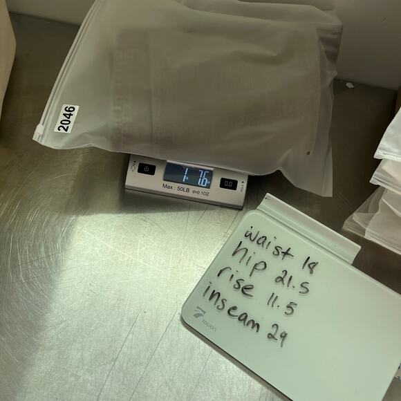 American Eagle Men’s Jeans Size 34x30 Brown Athletic Fit Easy Flex Stretch - Picture 9 of 9